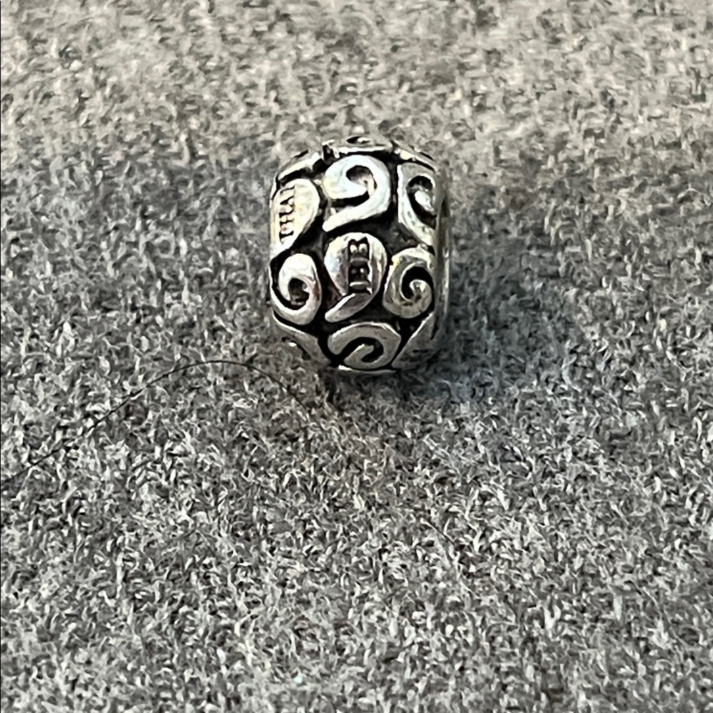 Sterling Scroll Design Stopper Bead/Charm - Picture 2 of 7